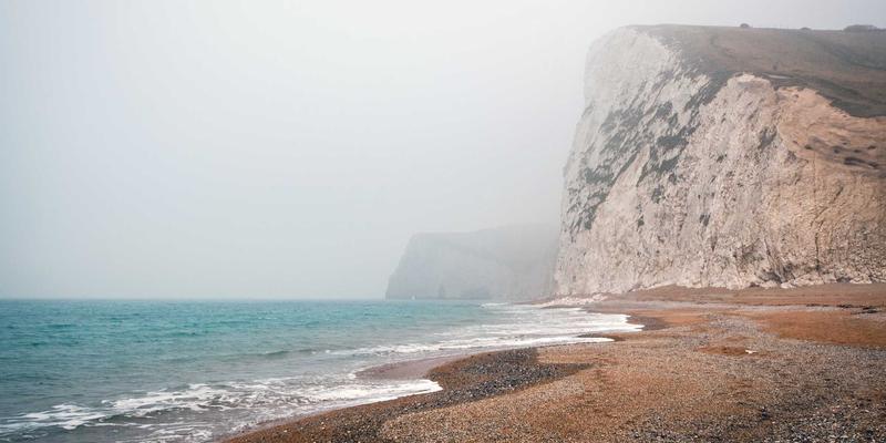 彬立门窗17：深度解析断桥铝、系统门窗与铝合金门窗的现代家居选择